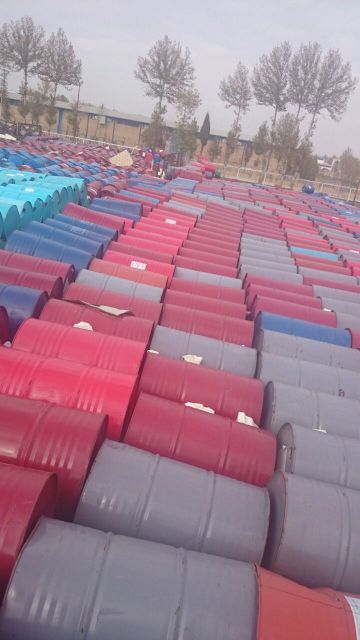 بشکه ۲۲۰ لیتری فلزی