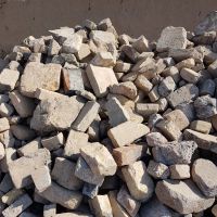 آجر نسوز سالم و شکسته
