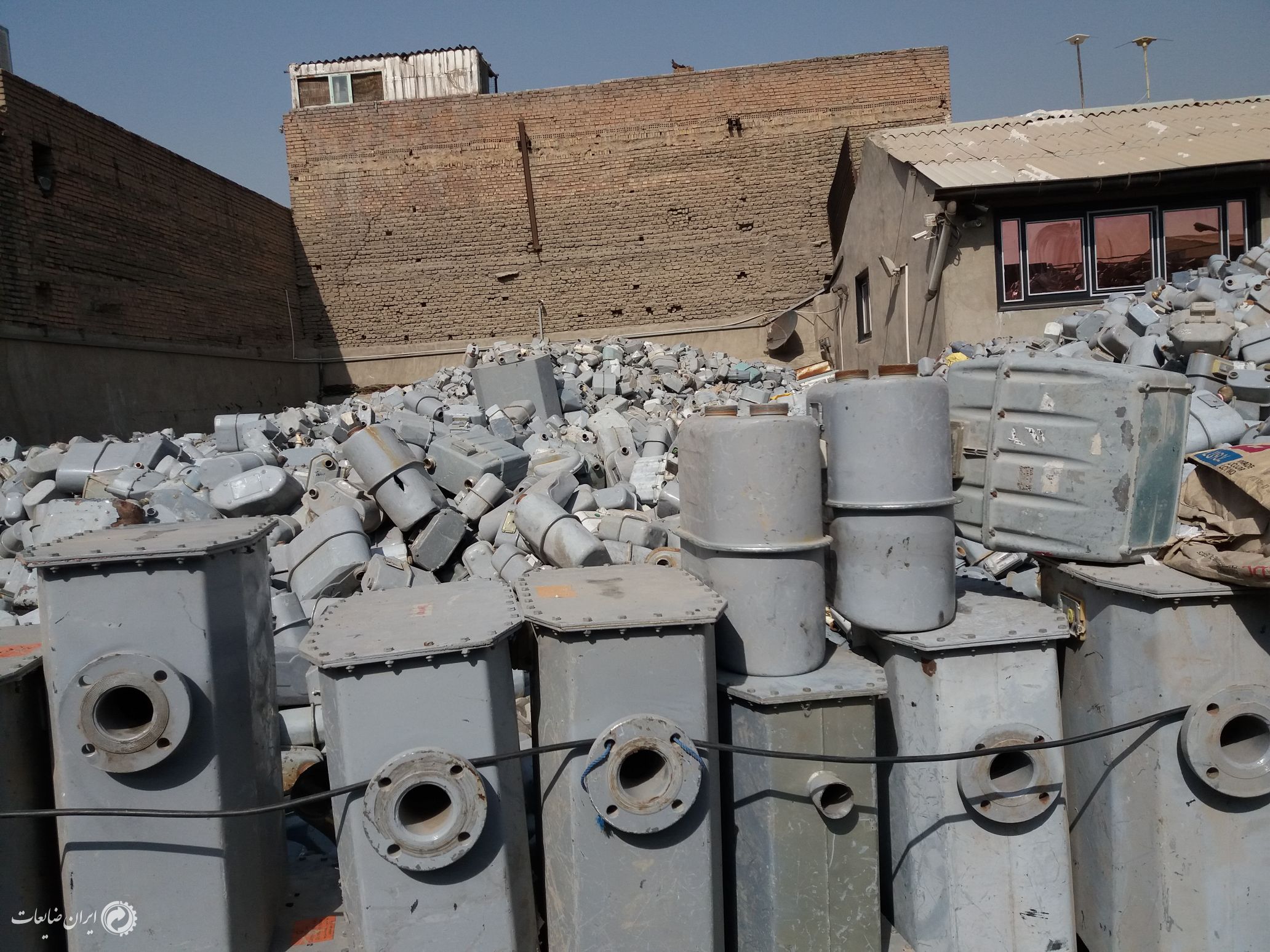 حدود صد تن کنتور آهنی گاز