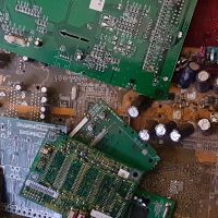 قطعات کامپیوتر و برد موبایل ومخابراتی