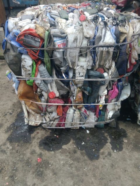 خرید ضایعات پلی اتیلن (HDPE)