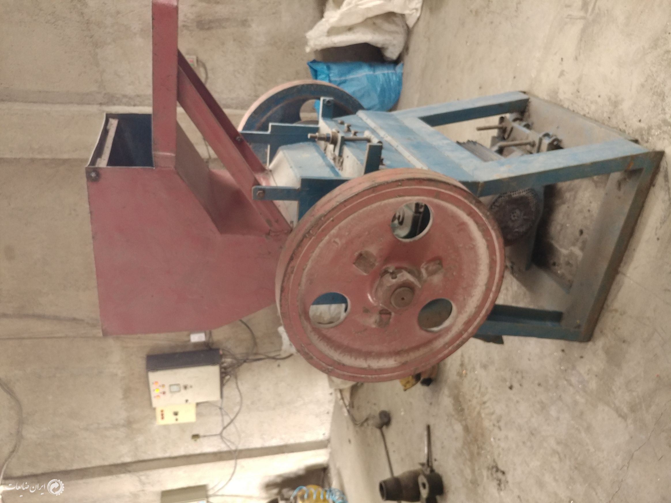 آسیاب دهنه 60 شمشیری