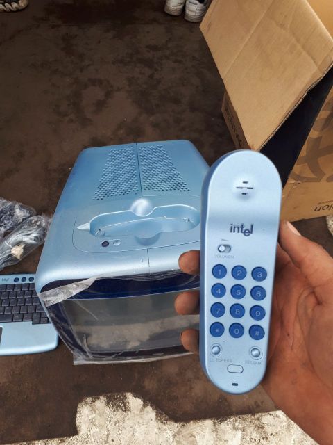مانیتور intel