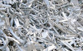 خرید ضایعات آلومینیوم نرم پروفیل شاخه