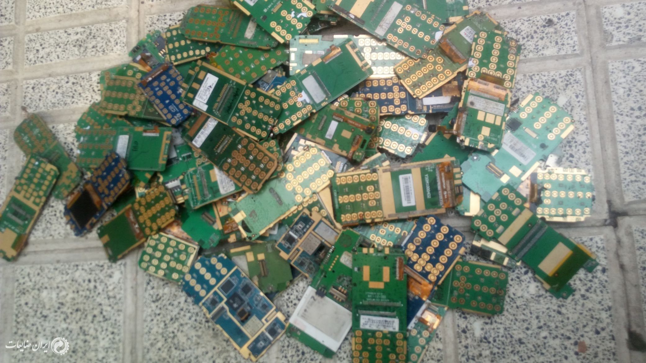 فروش برد چینی قدیمی(تماما صفحه کلید دار)