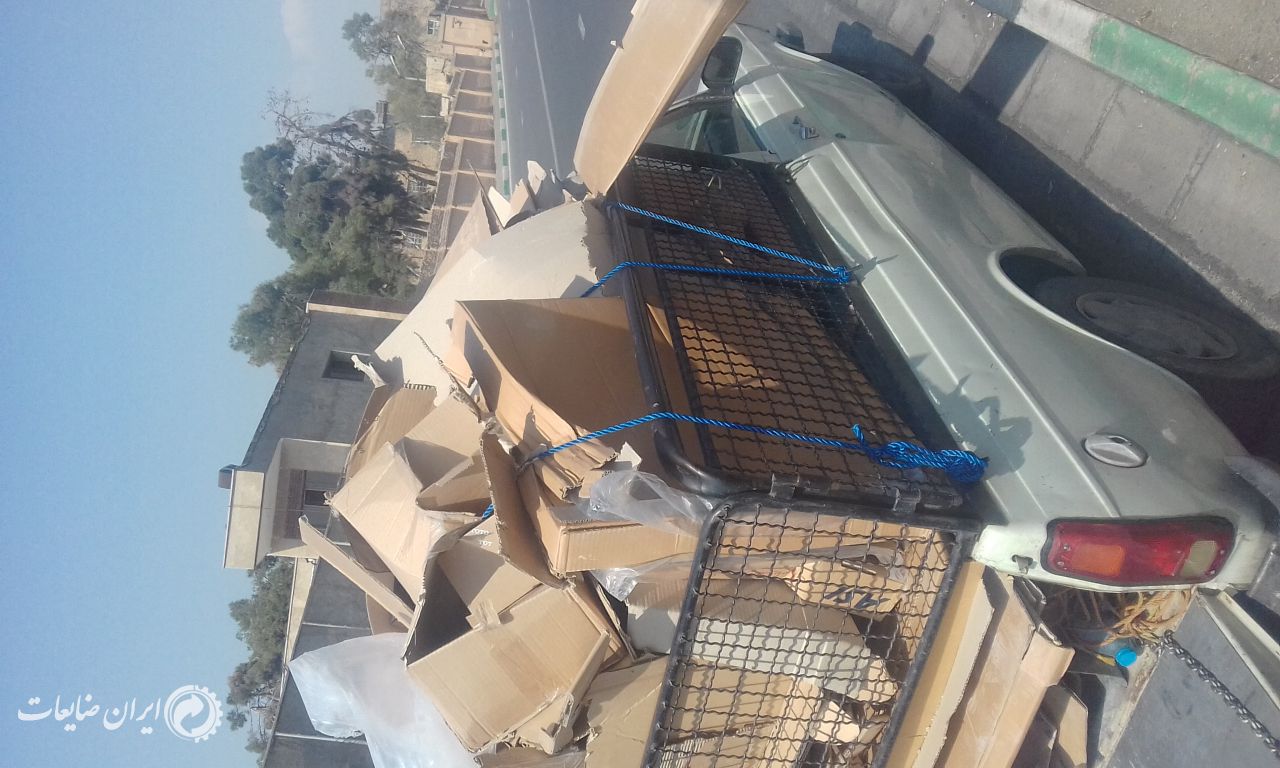 خرید کتاب و دفتر و کاغذ و کارتون