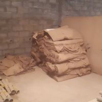 فروش مقداری قیر شل و گونی