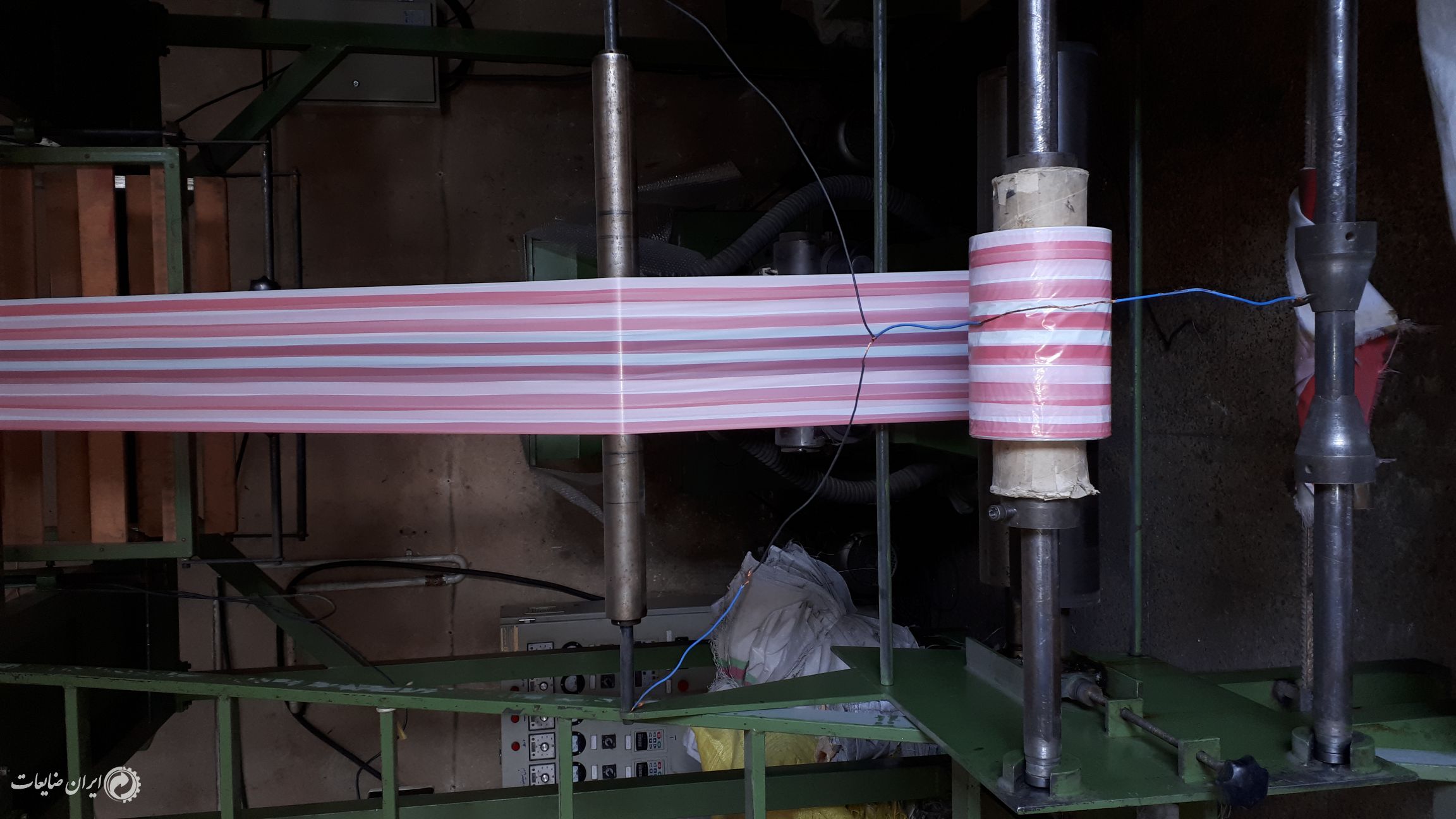 تولید نایلون دو رنگ