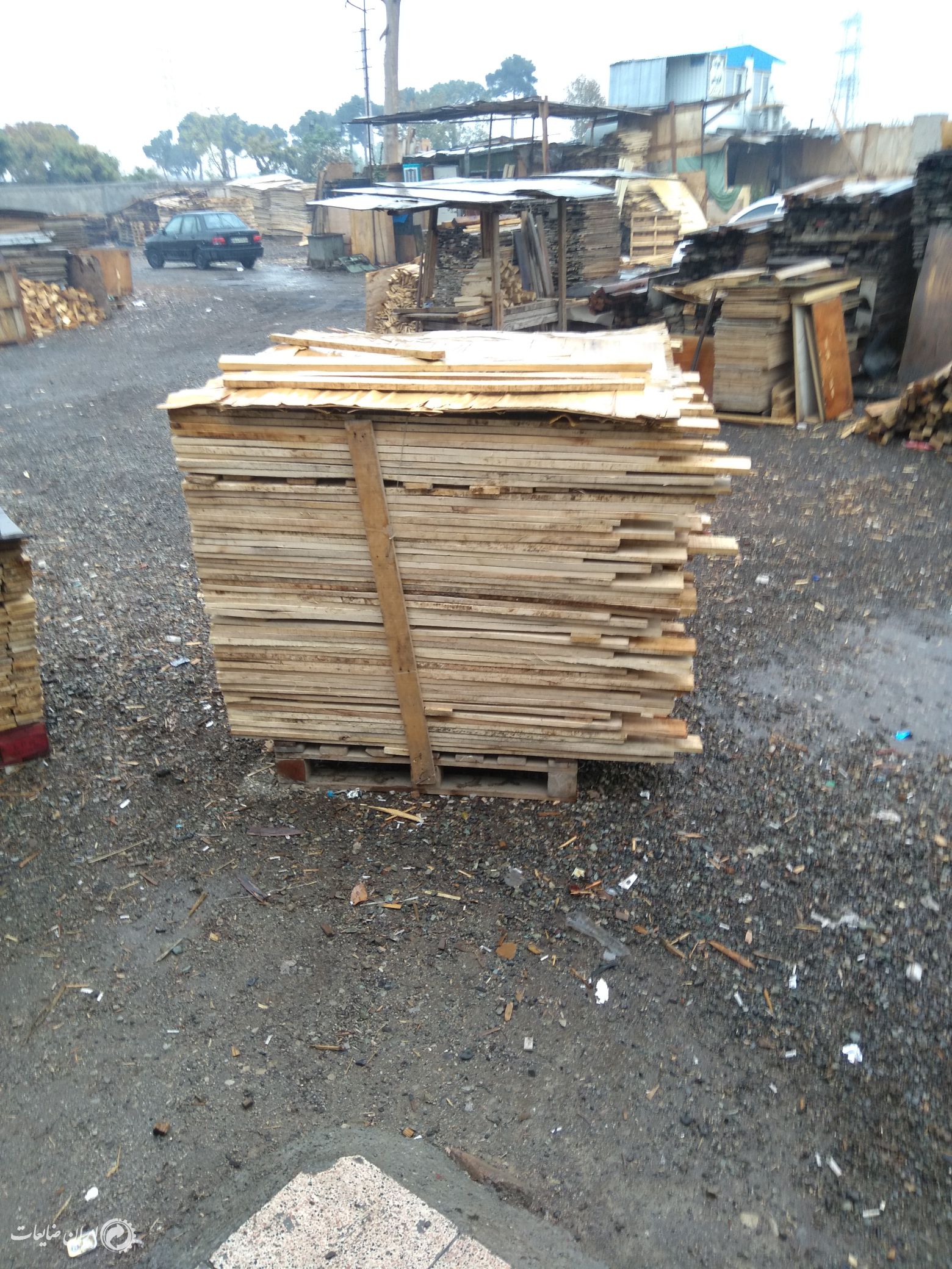 خریدار ضایعات تخته وصنذوق چوبی