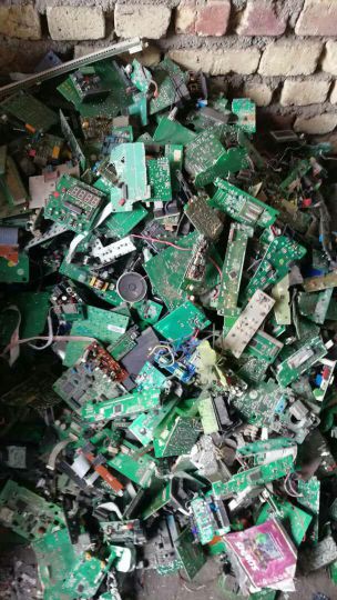 برد الکترونیکی