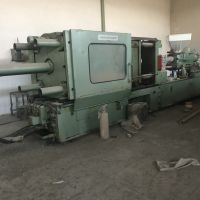 فروش تعدادی دستگاه تزریق و تعدادی قالب
