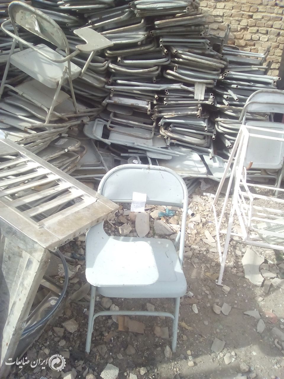 فروش صندلی فلزی تاشو