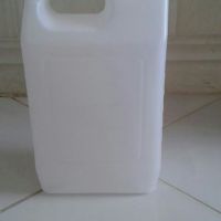 فروش 4 لیتری سفید و نو