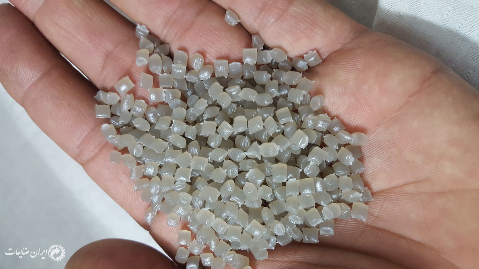 فروش مواد کندری و گرانول