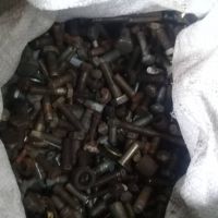 فروش پیچ و مهره