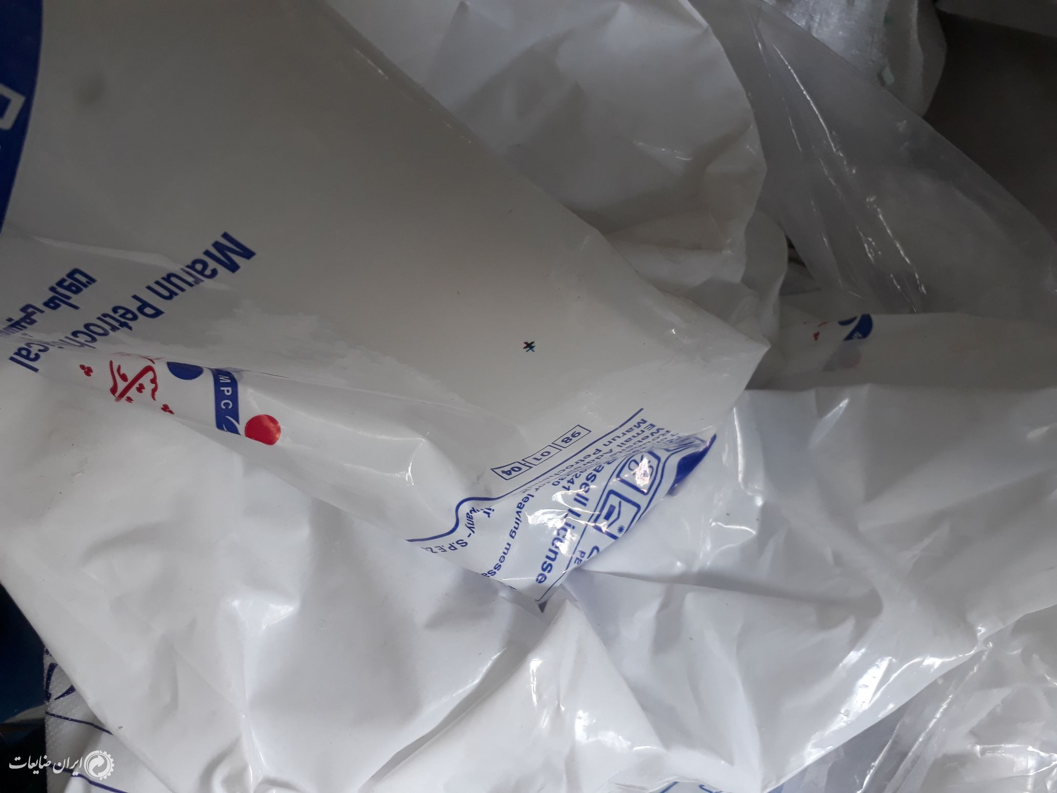 فروش نایلون سفید و کیسه مواد