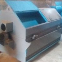 دستگاه سانتریفیوژ همراه با مکنده