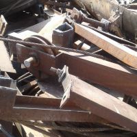 خریدار ضایعات و انواع فلزات (اهن ..)