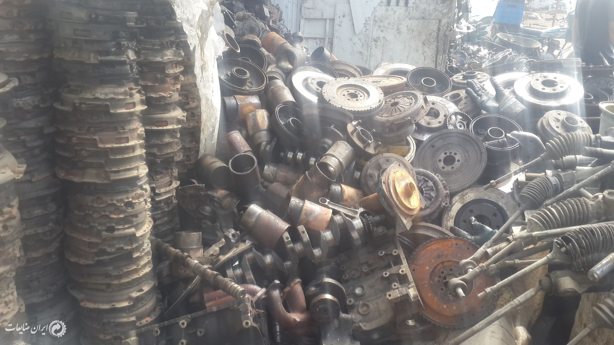 خریدار اوراقی ،ضایعاتی،داغی قطعات خودرو
