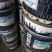 فروش 2تن رنگ صنعتی روناس