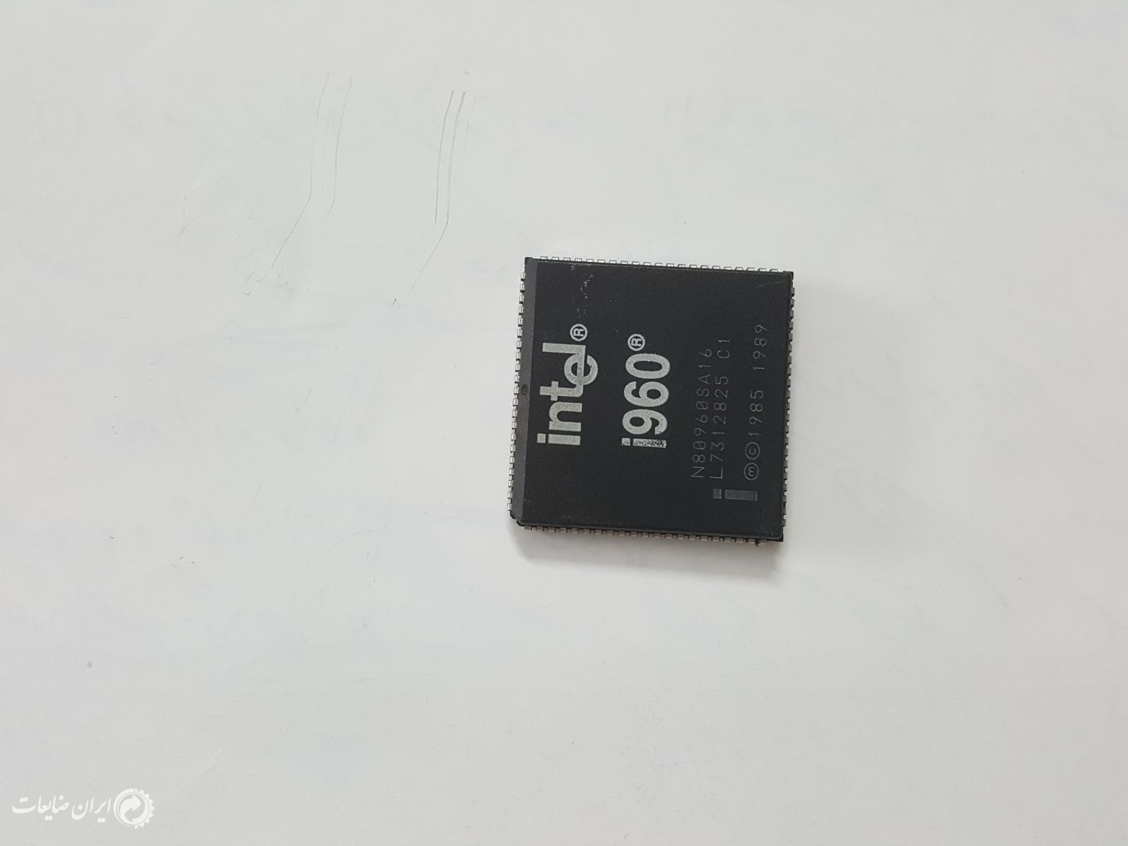 تعدادی سی پی یو قدیمی Intel I960