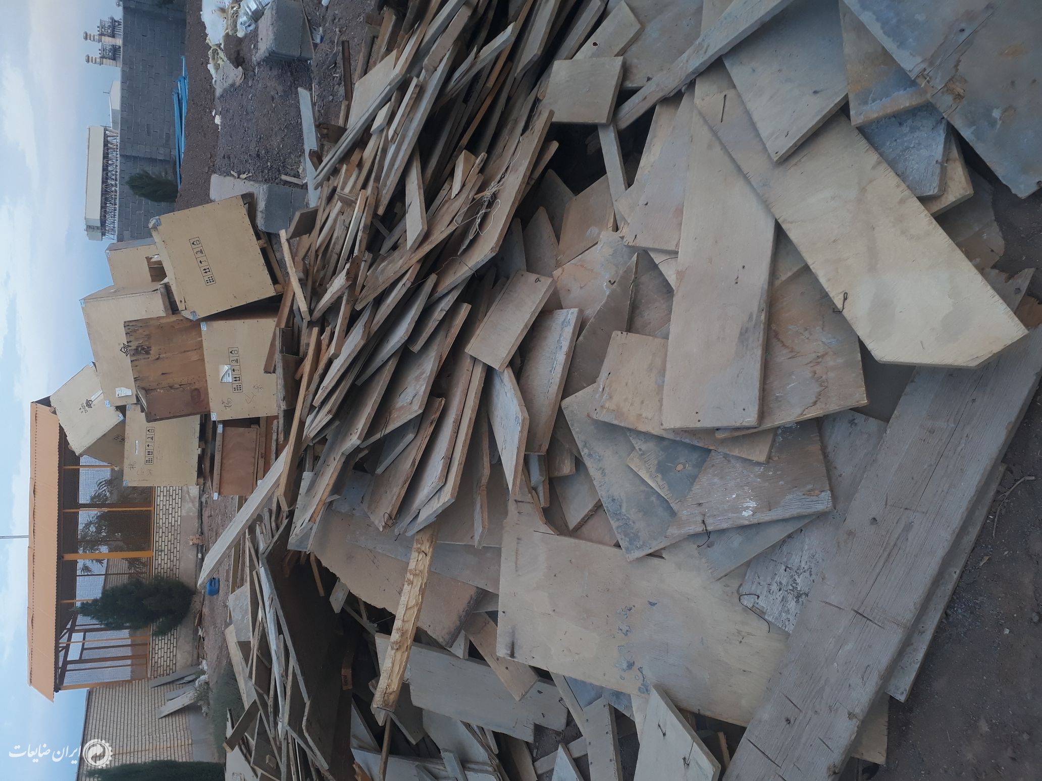 فروش ضایعات چوب پالت