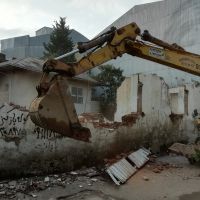 خدمات تخریب منزل و ساختمان
