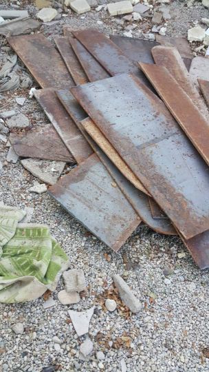 خریدار آهن آلات و انواع فلزات رنگی