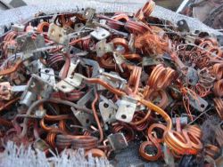 خرید ضایعات آهن و فلزات