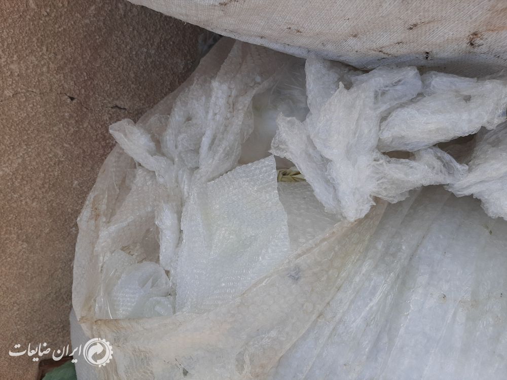 ضایعات نایلون حبابی ساده و تمیز شرکتی