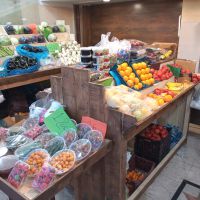 پالت چوبی میوه فروشی یه جا  فروشی