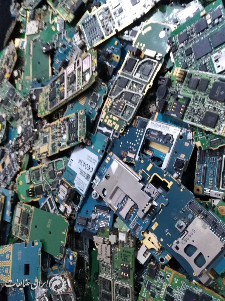 برد اصلی کاملا تمیز و روکش کنده