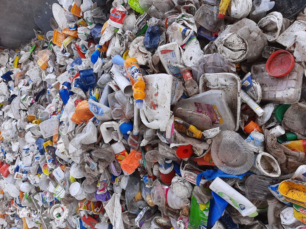 فروش ضایعات زباله (پت،لاک،حلب،رانی،کارتن)