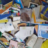 فروش کتاب ودفتر