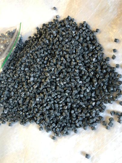 گرانول درب بطری خالص (HDPE)