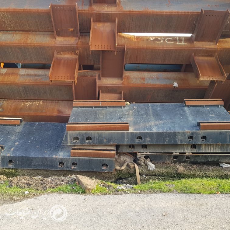 فروش تیر ورق  و تیر ورق شاخ دار با ابعاد بلند ۹متری ۳۰ میل با ابعاد ۶۰×۶۰