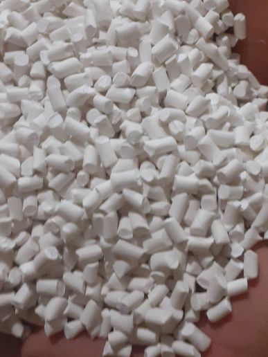 Ppپوشکی سفید و رنگی